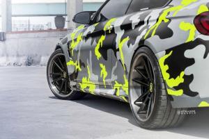 2018 BMW M4 Coupe on Strasse Wheels (SV1 Deep Concave FS)
