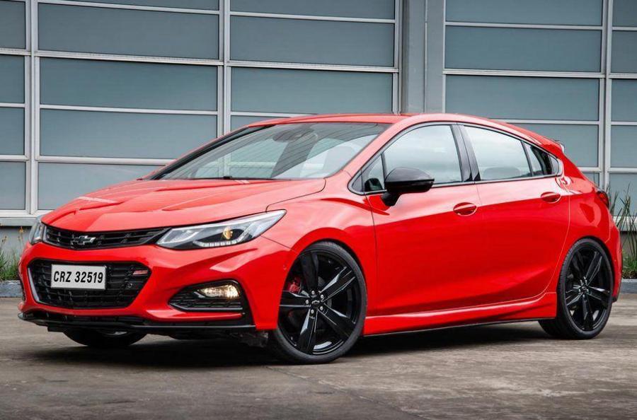 Chevrolet Cruze «раскачали» до 300 сил