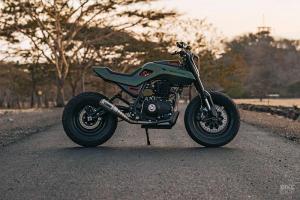 Smoked Garage: трекер Royal Enfield Himalayan