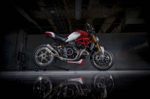 Motovation: мотоцикл Ducati Monster 1200 Tricolore