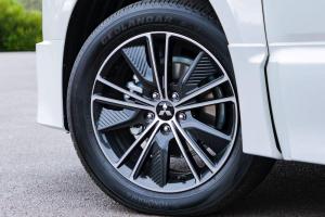 2018 Mitsubishi Delica D:5 Urban Gear