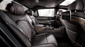 2019 Genesis G90
