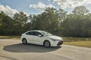 2019 Toyota Corolla Hybrid Sedan