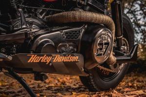 2018 Harley-Davidson FXS Shovelhead Old Wine by Hard Rock Cafe