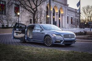 2019 Lincoln Continental 80th Anniversary Coach Door Edition