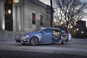 2019 Lincoln Continental 80th Anniversary Coach Door Edition