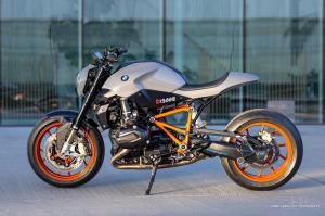 2015 BMW R1200R by Unique Custom Cycles