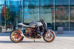 2015 BMW R1200R by Unique Custom Cycles