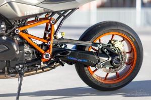 2015 BMW R1200R by Unique Custom Cycles