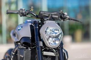 2015 BMW R1200R by Unique Custom Cycles