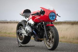 2018 BMW R nineT by Engineered To Slide