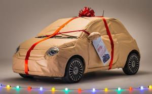 Fiat поможет лондонцам с упаковкой подарков