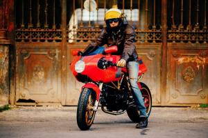 1994 Ducati 750SS by Unik Edition