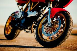 1994 Ducati 750SS by Unik Edition
