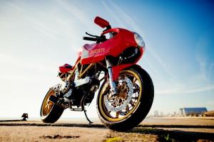 1994 Ducati 750SS by Unik Edition