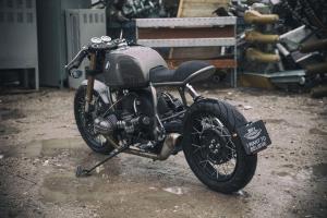 1990 BMW R100R by UFO Garage