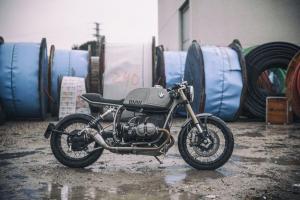 1990 BMW R100R by UFO Garage