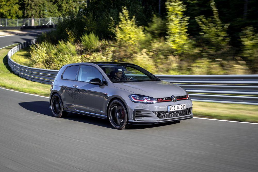 Volkswagen запустил в серию 290-сильный Golf в стиле гоночного автомобиля