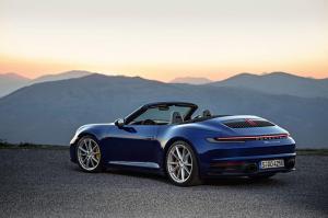 2019 Porsche 911 Carrera 4S Cabriolet