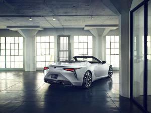 2019 Lexus LC Convertible Concept