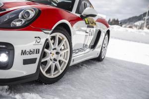 2018 Porsche Cayman GT4 Clubsport R-GT Concept