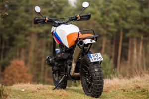 2018 BMW R1100GS by Red Hot Chili Customs