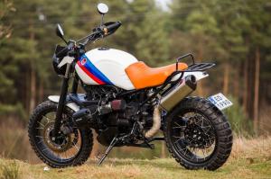 2018 BMW R1100GS by Red Hot Chili Customs