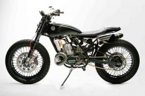1985 Honda CR500 by Deus Customs