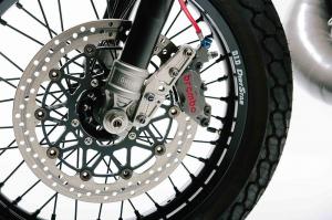 1985 Honda CR500 by Deus Customs