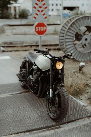 2018 Yamaha XJR1300 Paris Muscle by Modification Motorcycles