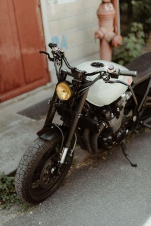 2018 Yamaha XJR1300 Paris Muscle by Modification Motorcycles