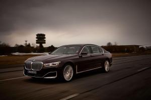 2019 BMW 745Le