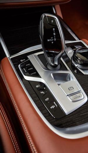 2019 BMW 745Le