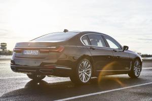 2019 BMW 745Le