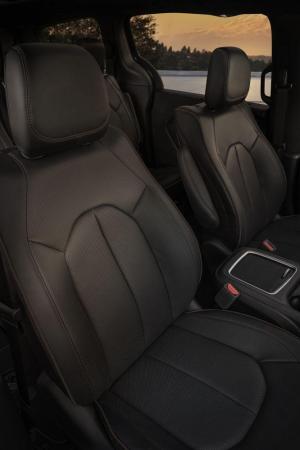 2019 Chrysler Pacifica Limited 35th Anniversary