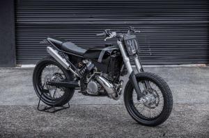 2011 KTM 300 ECX by Akin Moto