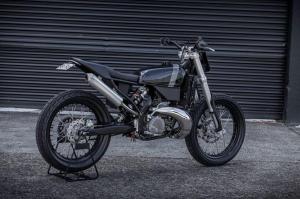 2011 KTM 300 ECX by Akin Moto