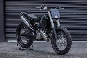 2011 KTM 300 ECX by Akin Moto