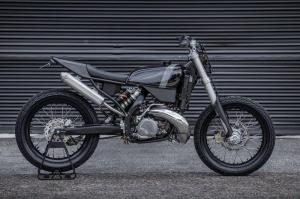 2011 KTM 300 ECX by Akin Moto