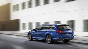 2019 Volkswagen Passat R-Line Variant