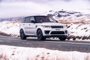 Range Rover Sport с технологией Mild Hybrid и мощностью 400 лошадиных сил