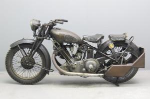 Старинный мотоцикл Panther Redwing 90 1935 года