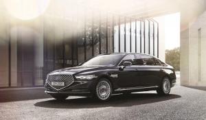 Премиальный бренд Hyundai продемонстрировал модернизированный лимузин Genesis G90 L