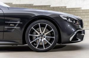 Изящная специальная версия родстера Mercedes-Benz SL
