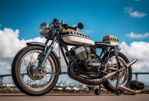 1971 Yamaha R5 by Zanutto Engineering