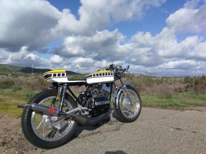 1971 Yamaha R5 by Zanutto Engineering