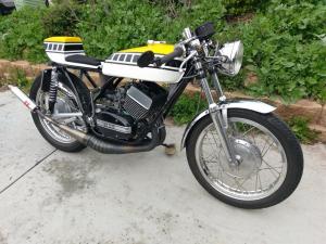 1971 Yamaha R5 by Zanutto Engineering