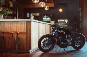 2019 BMW R100RT by Rogue Motorcycles