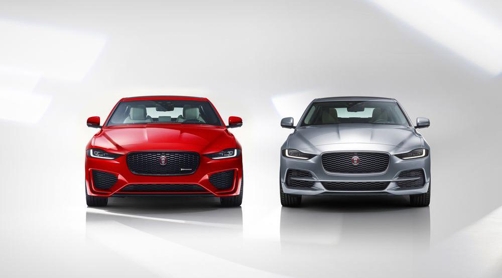 Jaguar продемонстрировал компактный седан XE с виртуальной приборной панелью