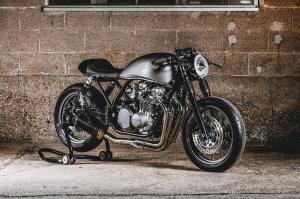 Mellow Motorcycles: кафе рейсер Kawasaki Zephyr C4